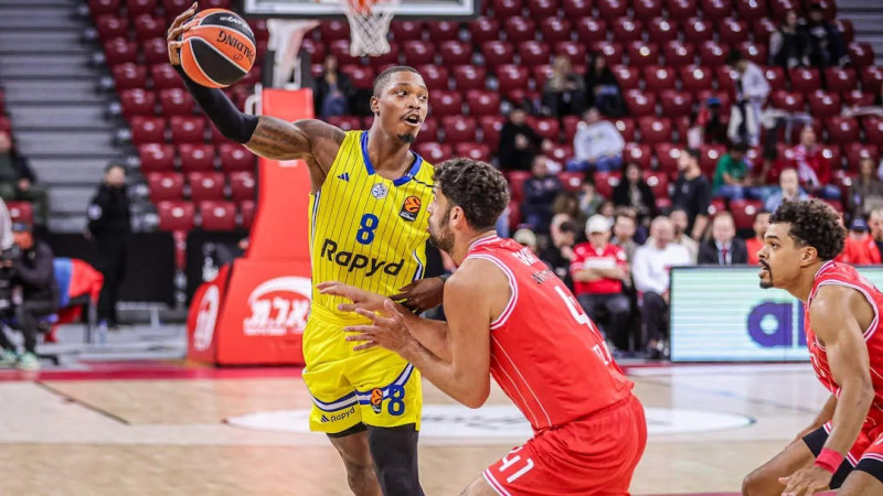 Izraēlas duelī Sofijā tiek apturēts Eirokausa čempiones uzvaru gājiens