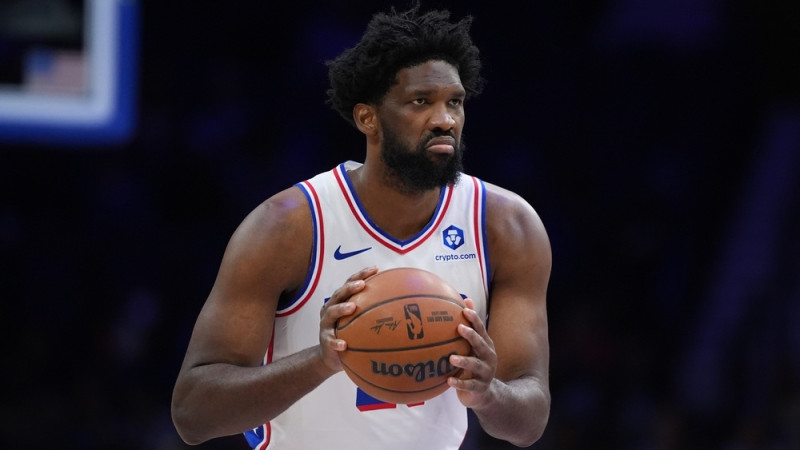 Embīdam pirmā spēle 237 dienu laikā, Dončiča 31 punkts neglābj ''Lakers''