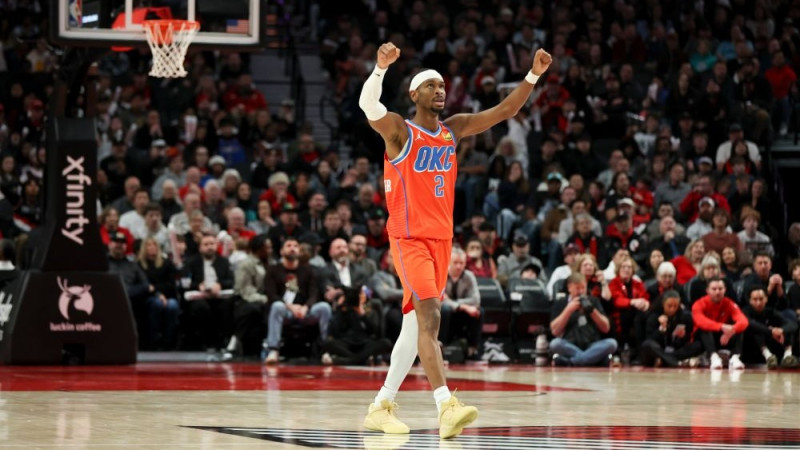 Neapturamā "Thunder" turpina uzvaru sēriju, ″Knicks″ sagrauj novājināto ″Raptors″