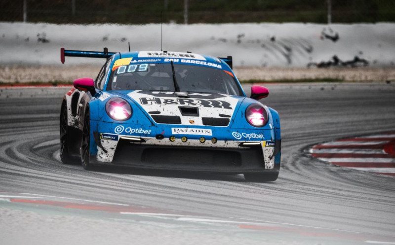 Zviedrim Malaizijā 12 stundu izturības sacensības, uz starta arī bijušais F1 pilots Ēriksons