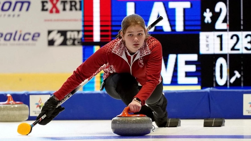 Latvijas kērlingistes PJČ B divīzijā uzvar grupas pēdējā spēlē un kvalificējas ceturtdaļfinālam