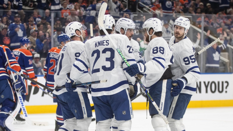 Mačelli un Tavaress vairākumā ļauj ''Maple Leafs'' triumfēt Edmontonā