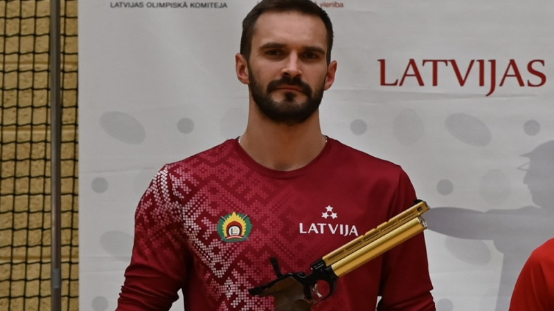 Agule ar Strautmani iegūst 11. vietu Eiropas čempionātā šaušanā jaukto pāru sacensībās