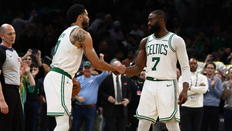 Brauns un Teitums aptur ''Thunder'', ''Hawks'' uzvar Austrumu līderi, ''Timberwolves'' raksta vēsturi