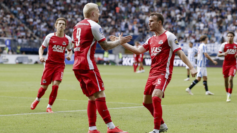 Robertam Uldriķim sāpīga atgriešanās Eredivisie